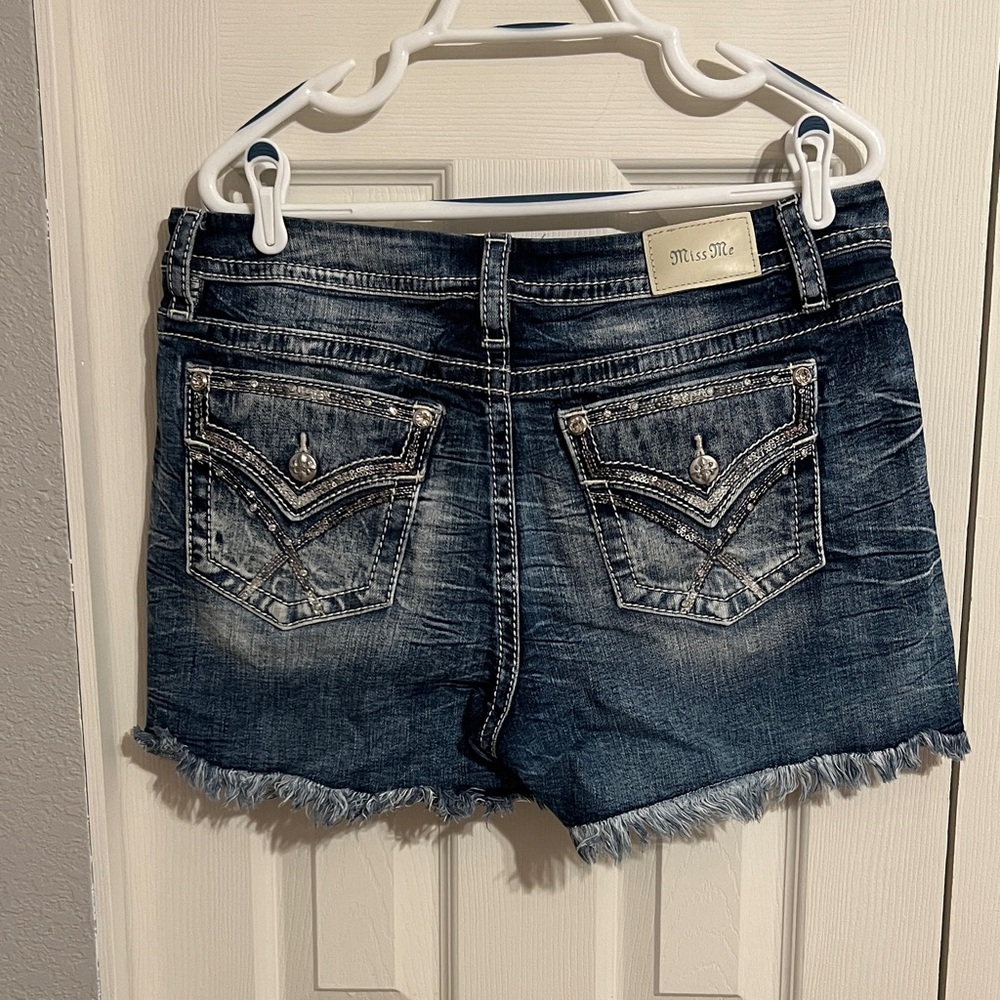 Miss Me Dark Wash Jean Shorts - Picture 3 of 6